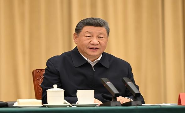 习近平在听取新疆维吾尔自治区党委和政府工作汇报时强调：完整准确全面贯彻新时代党的治疆方略 努力建设团结和谐、繁荣富裕、文明进步、安居乐业、生态良好的社会主义现代化新疆